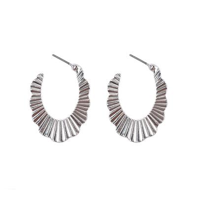 China KITI FASHIONABLE Top Rated Fashion Simple Wave Women Metallic Silver Plated Earrings for sale