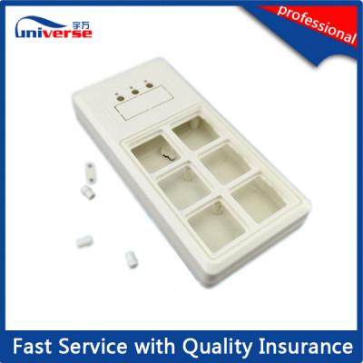 Cina PC Plastic Injection Moulding For Electrical Switch Box Covers in vendita