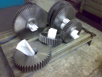 중국 CNC Machine Gear Shaft Forging Carbon / Alloy Steel ASTM / ASME 판매용