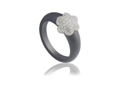 China Woman Black Ceramic Silver Ring With Flower , Rhodium Plated # 50 - # 60 CSR0489 for sale