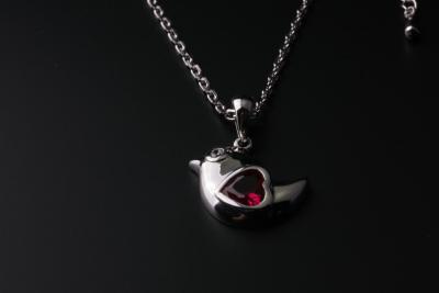 China Women 's Birdie Silver Necklace Cubic Zirconia With Heart Stone for Anniversary IP1227 for sale