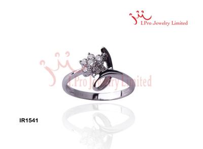 China Prong Setting 925 Sterling Silver CZ Wedding Rings For Marriage Jewellery for sale