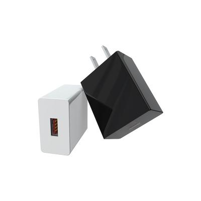 China Hot Sale 18W Mobie Phone QC 3.0 USB Fast Charger Fast Phone Charger for sale