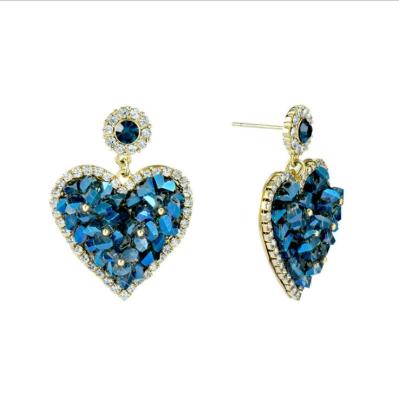 China FASHIONABLE High Qurlity Design Shining 3D Crystal Heart Earrings For Women Accessories Romantic Jewelry for sale