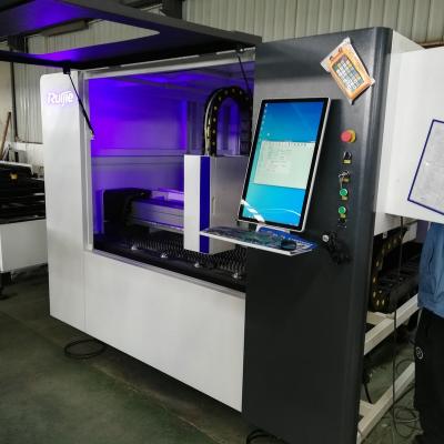 China Full-enclosed precision machine with 1300x900mm 1300x1300mm type enclosed 1500x1500mm mini fiber laser cnc cutting machine for metal sheet for sale