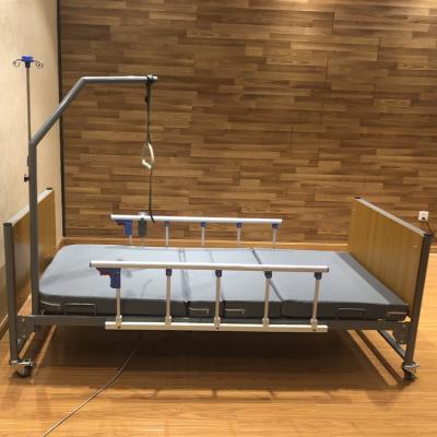 China 2020 Hospital Bed Good Quality Metal Homecare Multifunctional Folding Hospital Bed for sale