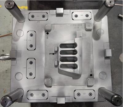 China Molde de inyección de plástico estándar DME Molde de molde de bandejas plásticas de una sola cavidad en venta