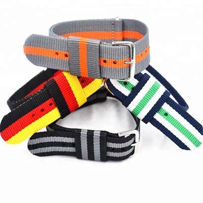 China Good Quality Comfortable Custom NATO Watch Belt Canvas 22mm Nylon Straps Watch Band for sale