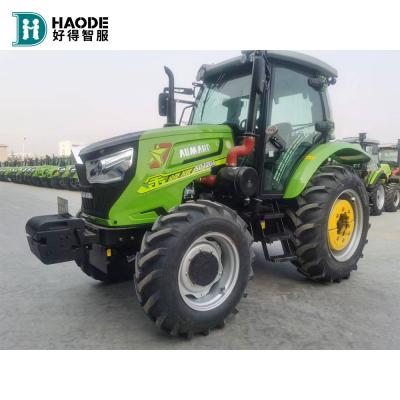 China Tractor de cuatro ruedas de 120 CV con tracción a diésel para el cultivo de campos agrícolas en venta