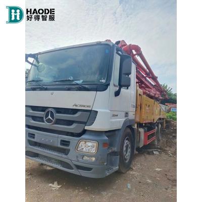 China 49M 4 Assen Truck gemonteerde betonnen pomp met en Max. Verticale transportafstand Te koop