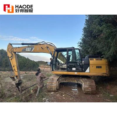 China 2014 Year Japan Origin Caterpillar 20t Used Construction Digging Machine 320d2 Te koop