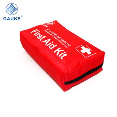 China DIN13164 Car Vehicle First Aid Kit For Car Soft Nylon Bag Or Plastic Case for sale