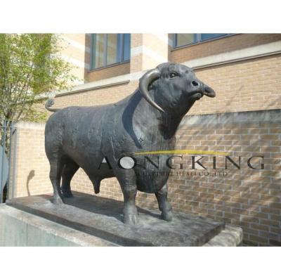 China New China Design Large Animal Sculpture Life Size Bull Statue For Sale for sale