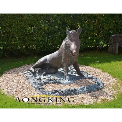 China Europe Large Outdoor Bronze Garden Water Fountains Boar Statue for sale