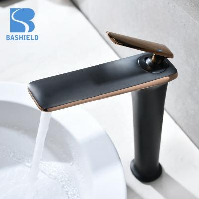 China Metered Faucets Face Basin Faucet Black Bathroon Basin Mixer Tap Faucet for sale