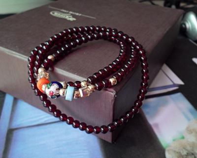 China Fashion woman glass crystal bracelets for sale