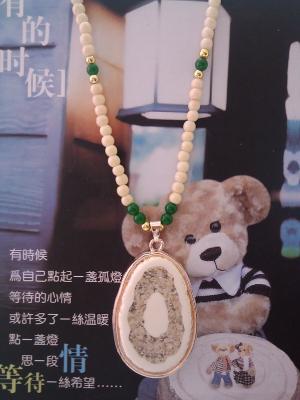 China Fashhion beads necklaces with pendents ornaments for sale