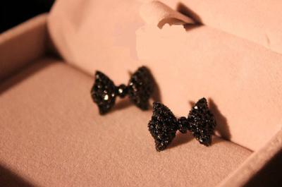 China Fashion jewelry women black butterfly shaped stud earring for sale