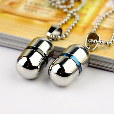 China Fashion couples jewelry stainless steel pendant necklace pill shaped lovers necklaces for sale