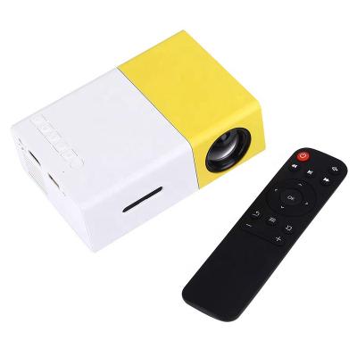 China Short Throw 2022 600 Lumens YG300 DLP Hid Movie Cheap Micro Data Show Radio Shack Mini Projector For Home Theater for sale