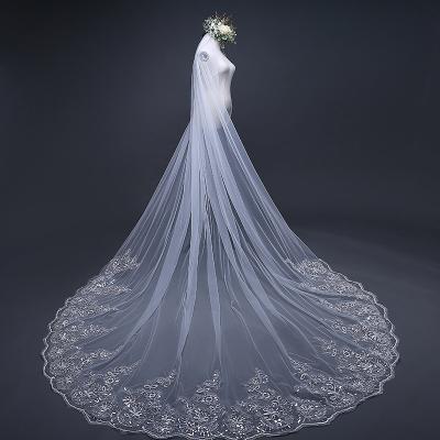 China Wedding Accessories Long Tail Bridal Veil Plus Size Wide Width Long With Hair Comb for sale