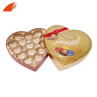 China Manufacturer Recyclable Luxury Gilded Candy Boxes Christmas / Gift Box For Candy Packaging / Heart Shaped Chocolate Box for sale