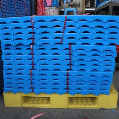 China Linhui Abrasion Manufacturer Single Faced Moistureproof Board Poultry Chicken Slat Flooring Plastic for sale