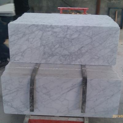 China Modern 30*60 Italy Bianco White Carrara Marble Tiles 10mm Thickness Thin Marble Tiles White Marble Wall Tiles for sale