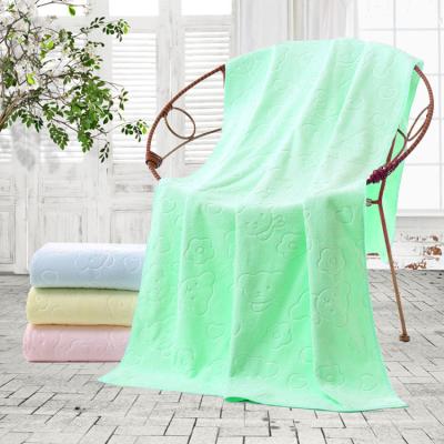 China Sustainable hot sale solid color bath towel with microfiber fabric 140*70cm sports beach woven microfiber towel for sale