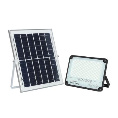 China Industrial Solar Outdoor Spotlight 50W 100W 200W 300W LED Street Light Solar Led Flood Garden Lights for sale