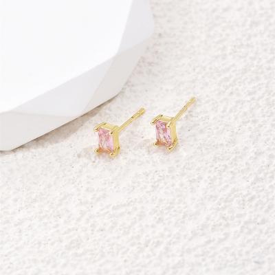 China Cute 18K Gold Plated Minimalist Cubic Zircon Stud Earrings Ladies Party Geometric Square Earrings for sale