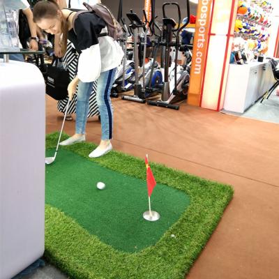 China Portable Mini Indoor Golf Putting High Quality Indoor Outdoor Gof Shaping Mini Artificial Golf Mat Grass Golf Mat for sale