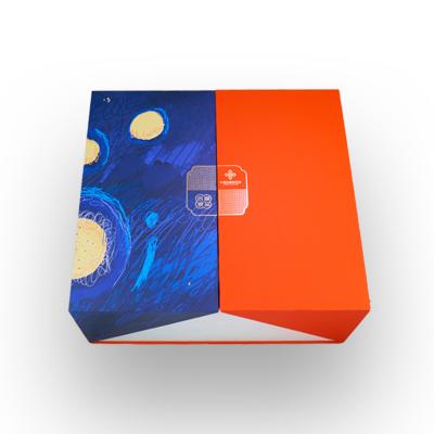 China Custom Design Creative Large Flip Book Style Packaging Box Luxury With Paper Liner for sale