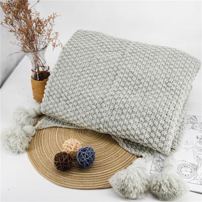 China Wholesale PORTABLE Super Soft Acrylic Knitted Blanket Low Moq Gray Sofa Bed Decorative Lightweight Throw for sale