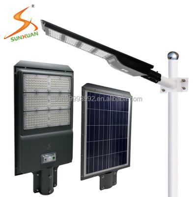 China Remote Control Solar Road LED Street Light 150W All In One Outdoor Solar Led Street Light for sale