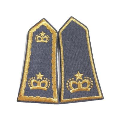 China For Military Unifrom Wholesale Custom Hand Embroidered Military Officer Shoulder Boards Rank Epaulet for sale