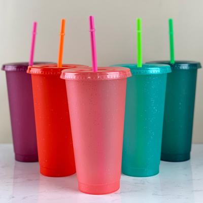 China American Style 24oz Glitter Cups with Straw and Lid 16oz Glitter Cold Cups in Stock for Cold Drinks Christmas Cups for Party for sale