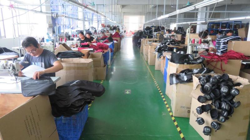 Verified China supplier - Shenzhen Qixuan Handbag Co., Ltd.