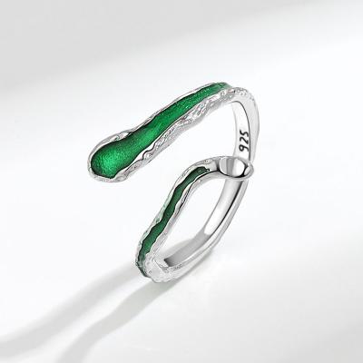 China Silver Plated Finger Ring Jewelry For Women Gifts Green Snake Punk Fashionable Design Personality Ladies No Fade Hot Sell for sale