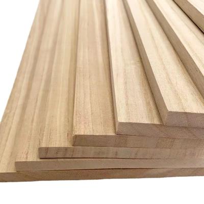 China Golden environmental friendly competitive supplier for sale china solid wood paulownia board lumber paulownia wood log 12mm log for sale