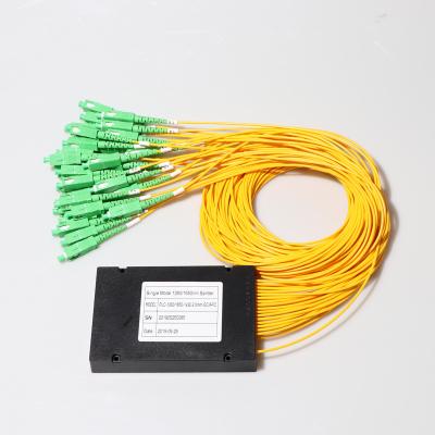 China FTTH FTTB/FTTH SC/APC Connector ABS Box 1*8 1*16 1*32 2*8 Fiber Optic PLC Splitter With SC Connector For FTTH for sale