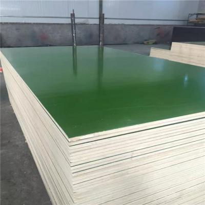 China WBP Glue And Melamine Wood Exterior Waterproof Plastic Faced Composite Plywood For Formwork for sale