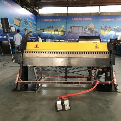 China Building Material Stores QTDF-1.5X2000mm TDF Pneumatic Sheet Metal Bending Machine for sale