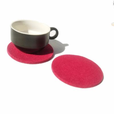 China Sustainable absorbent and durable felt coasters with double holder for drink set of 8 for sale