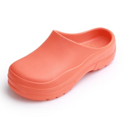 China 2022 Safety Shoes Men's Anti-skid Shoes Hospital Women's Anti-skid Chief Work Shoes Medical Surgical Slippers for sale