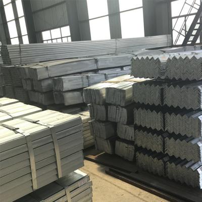 China Ángulos MS L de perfil Ángulos iguales o desiguales de acero con técnica de laminado en caliente y hierro de ángulo de acero galvanizado a un precio asequible en venta