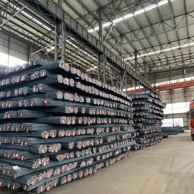 China Rebarras de aço suave laminadas a quente de 6 mm-30 mm HRB335 HRB400 HRB500 para construção à venda