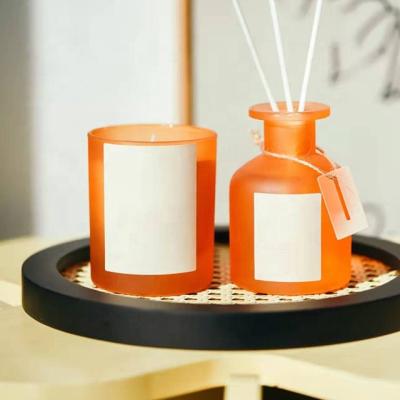 China 2.8*6.5*11cm Hot Sale Frosted Glass Reed Diffuser Bottle and Scented Soy Wax Candle Set with Gift Certificate for sale