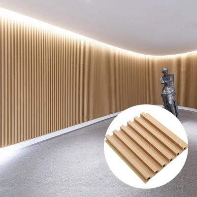 Chine laminas de wpc para pared panel decorativo de rejilla panel wpc ranurado para interior pared madera color à vendre