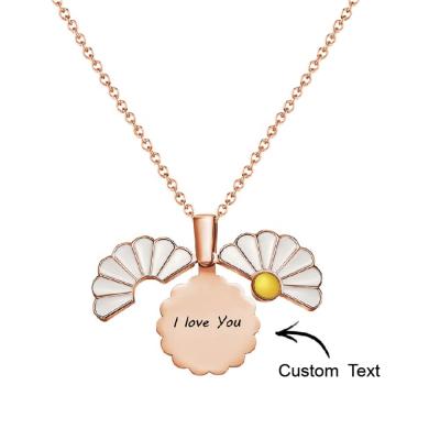 China High Quality Personalized Engraved Daisies Flower Necklace Daisy Open Necklaces For Girls for sale